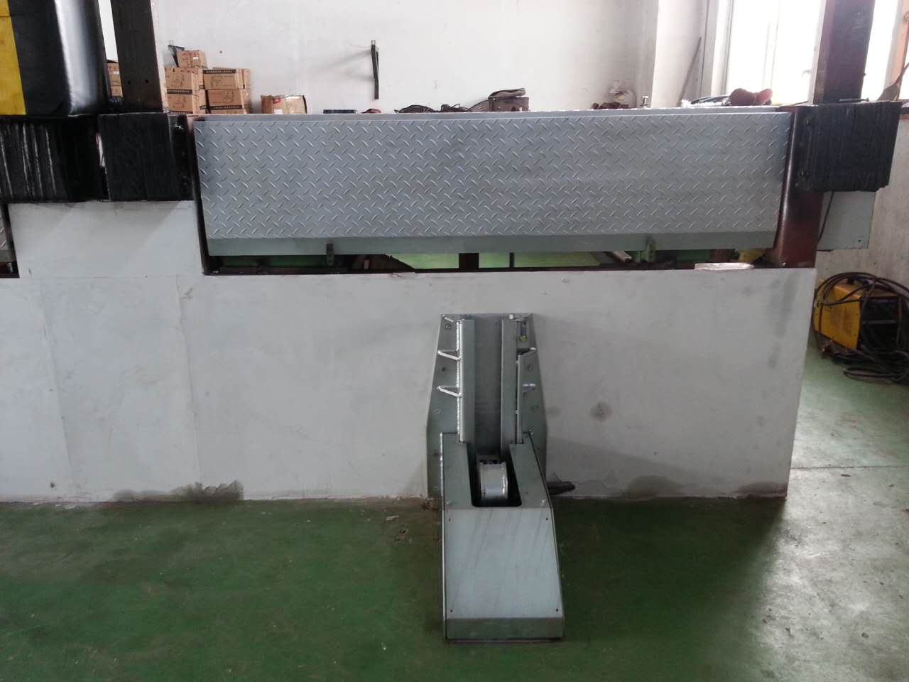 貨車限動器.jpg