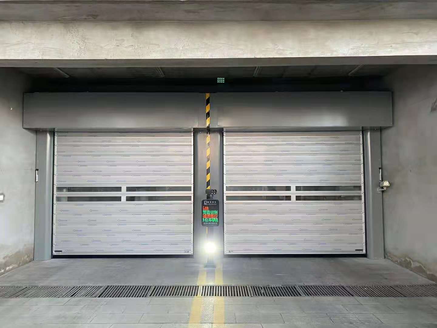 車庫用渦輪硬質快速門