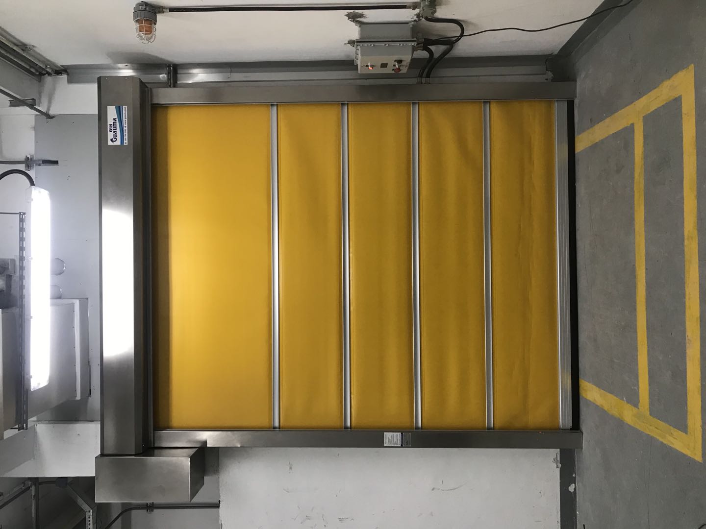 防爆快速門